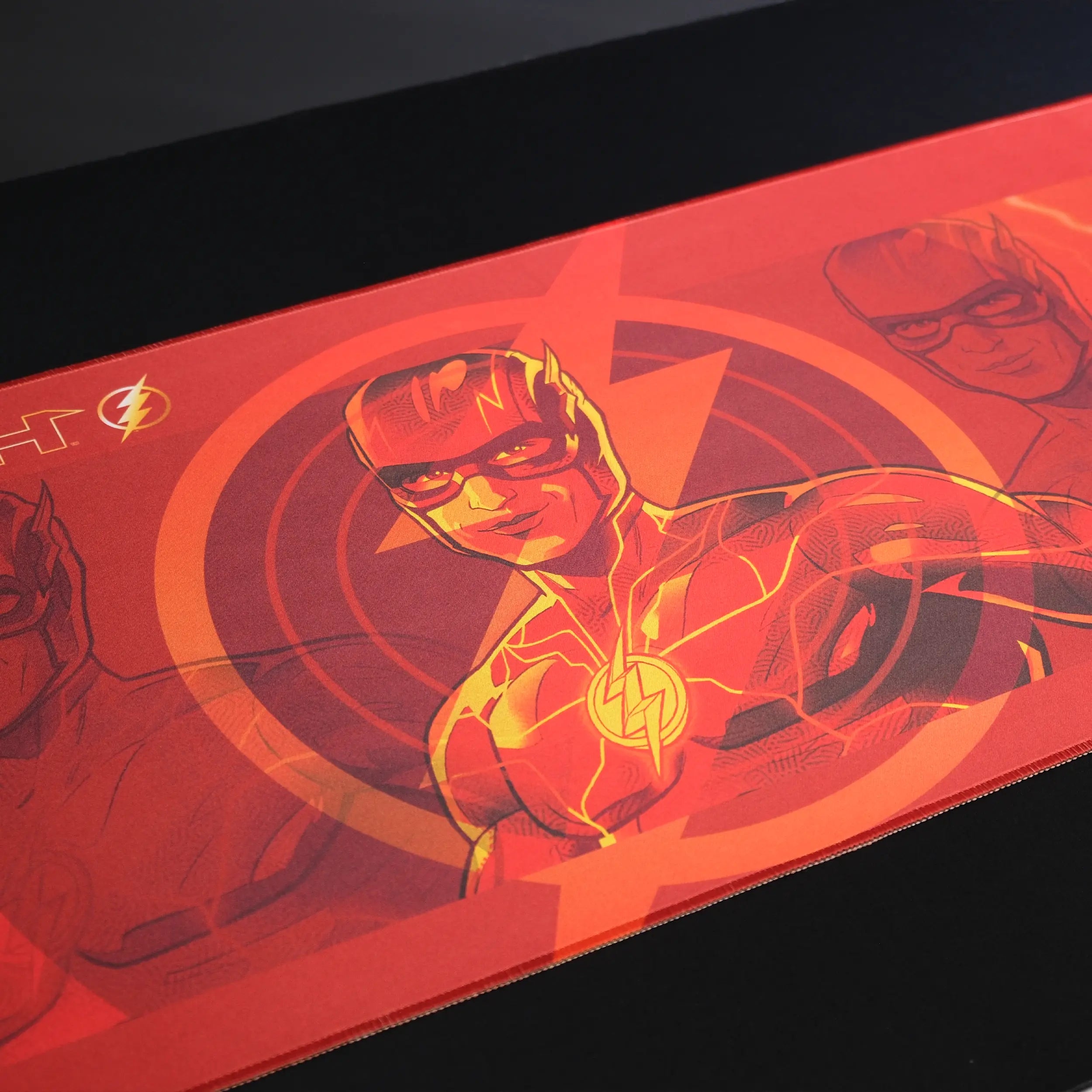 EXVEGA The Flash XXL Mouse Pad 90×40 - EXVEGA